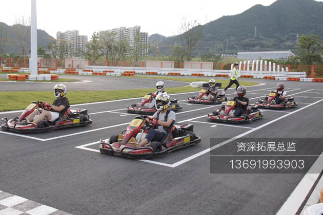 深圳拓展在进行F1赛车项目